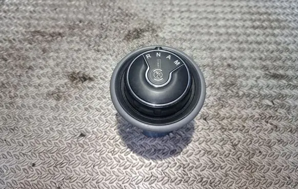 Citroen Berlingo Gear shift switch/knob 9672503580