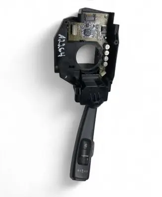 Volvo V50 Indicator stalk 17D770