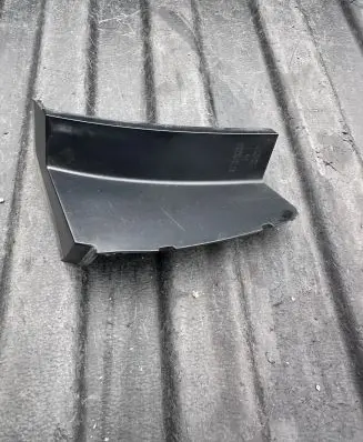 KIA Sportage Rear light trim R1YS102 R1YS1Y02 22280