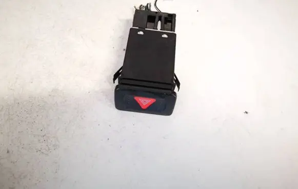 Volkswagen Golf IV Hazard light switch 1j0953235j