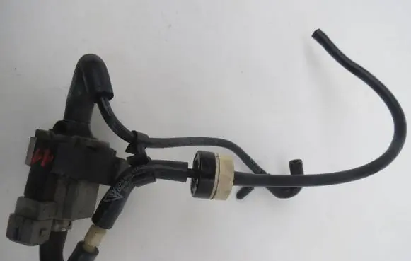 Porsche Cayenne (9PA) Valve vacuum 
