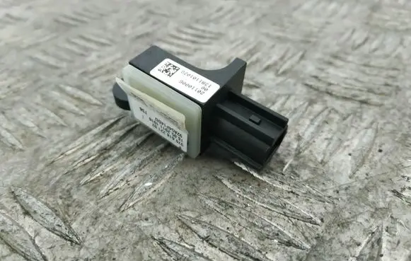 Porsche Panamera (970) Airbag deployment crash/impact sensor 97061822102