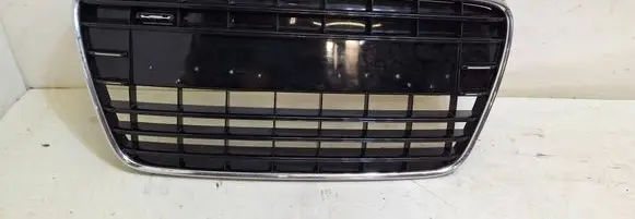Audi R8 42 Front bumper upper radiator grill 420853651