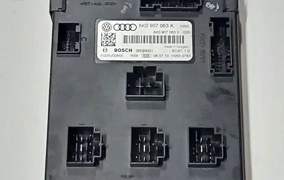 Audi A4 S4 B8 8K Comfort/convenience module 8K0907063K
