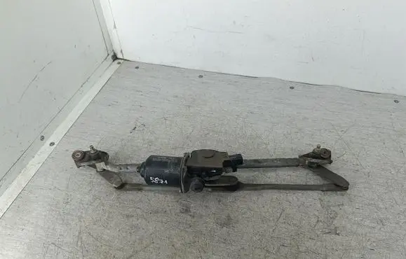 Toyota Avensis T250 Front wiper linkage 051101A040