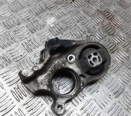Citroen C5 Engine mount bracket EPC010907