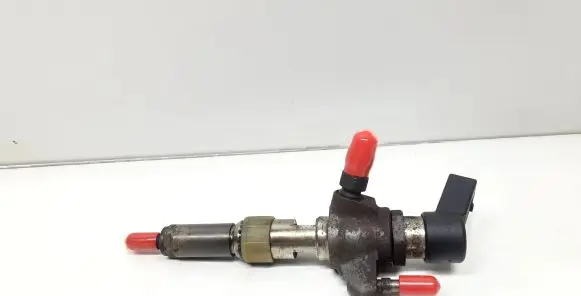 Volvo V40 Fuel injector 9802448680