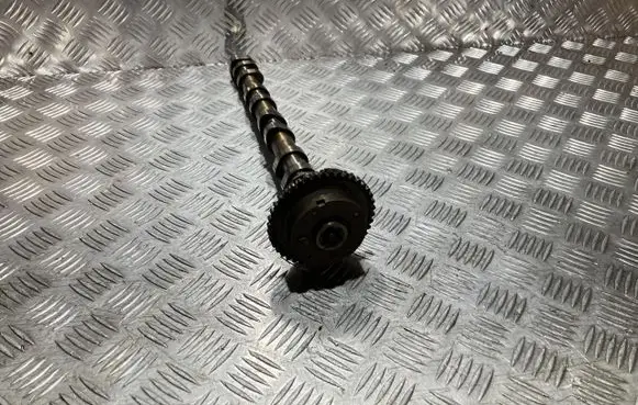 Mercedes-Benz C W205 Camshaft A2700506100
