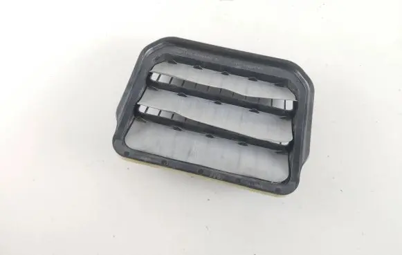 Ford Mustang Mach-E Fender grill L1TBA280B62AC