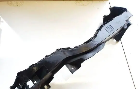 Headlight/headlamp mounting bracket