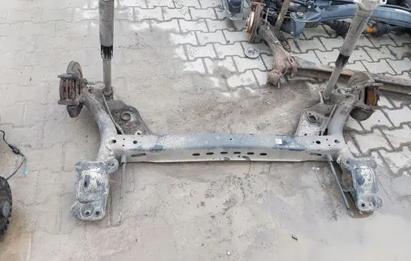 Seat Leon (5F) Rear axle beam 5Q0501049AD