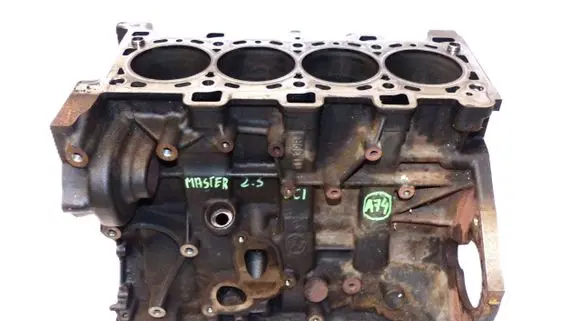Renault Master III Engine block 11339R