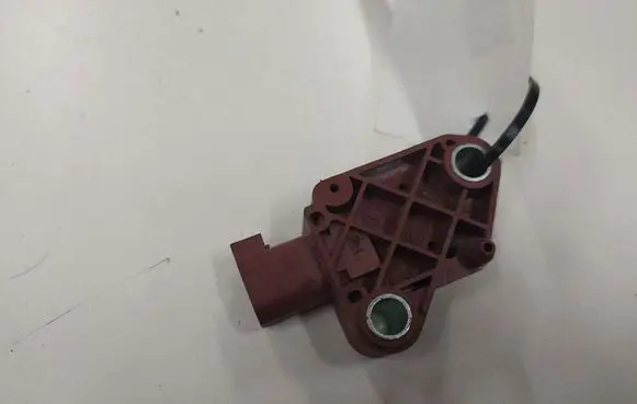 Volvo V50 Airbag deployment crash/impact sensor 9206975 MRSA5 8840A5