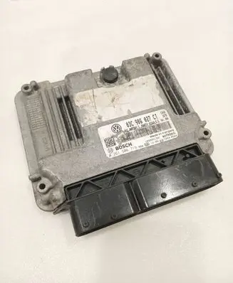 Volkswagen Golf VI Engine control unit/module 03C906027CT 03C907309G 0261S06719