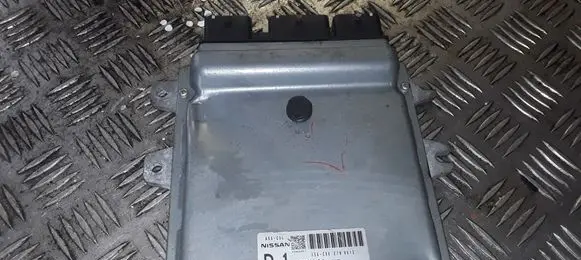 Nissan X-Trail T32 Engine control unit/module A56C06 E7H9612
