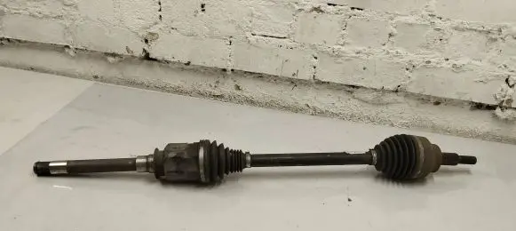 Jeep Grand Cherokee Front driveshaft P68193660aa 68193660aa