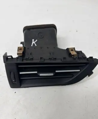 Toyota Avensis T270 Dashboard side air vent grill/cover trim 5566005130 0970900001 09062015