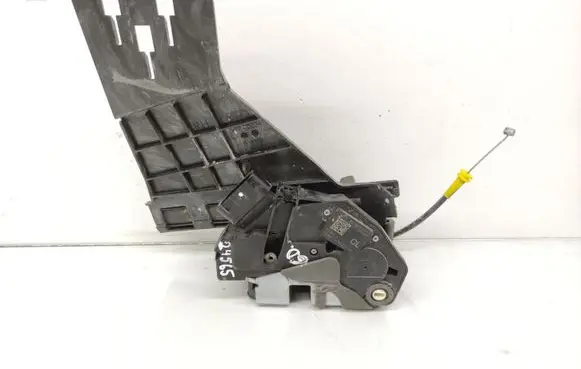 Ford Fiesta Rear door lock 8A6AA26412AD