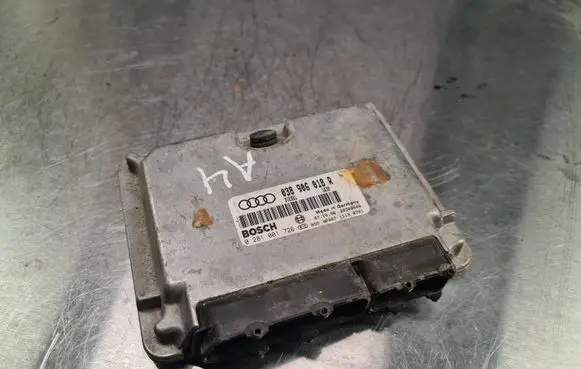Audi A4 S4 B5 8D Engine control unit/module 038906018R 0281001726 28SA3666