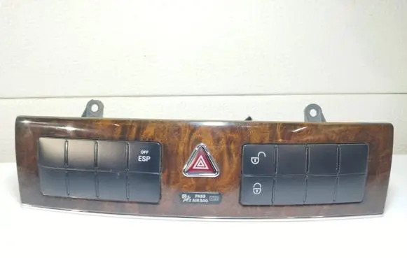 Hazard light switch