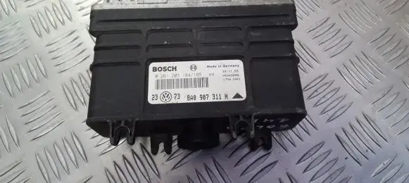 Volkswagen Golf III Engine control unit/module 8A0907311H 0261203184