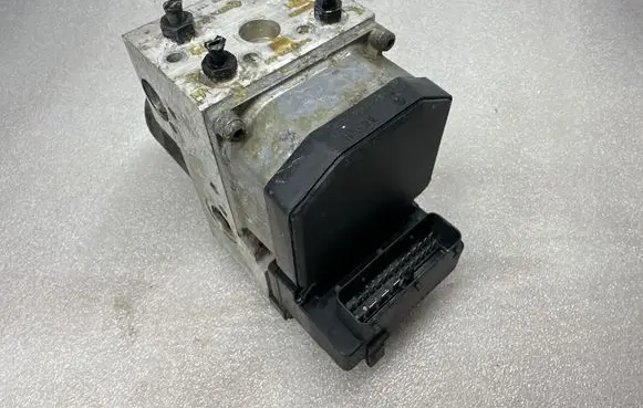 Audi A6 Allroad C5 ABS Pump 8E0614111B 0265220405
