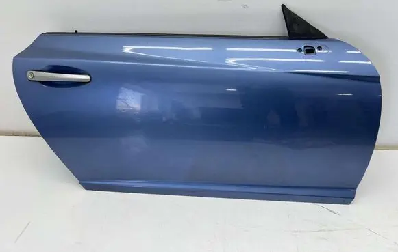 Chrysler Crossfire Front door