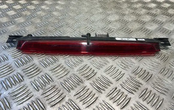 BMW 2 F45 Third/center stoplight 7297446