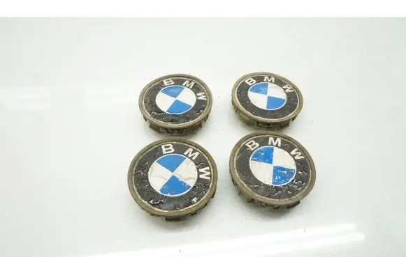BMW X3 E83 Original wheel cap 6768640