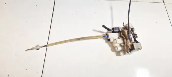 Fiat Doblo Front door lock