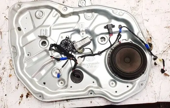 KIA Sorento Sliding door window regulator with motor