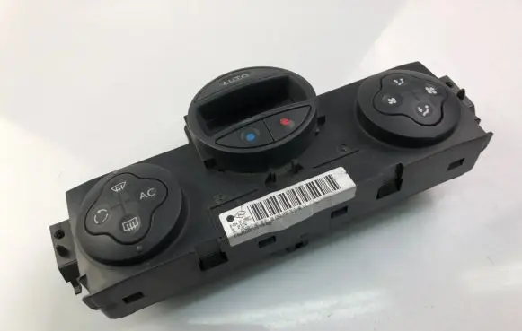 Renault Megane II Interior fan control switch 8200344840