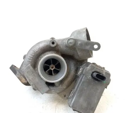Mercedes-Benz E W212 Turbo A6510900086 AL0049 6519060200