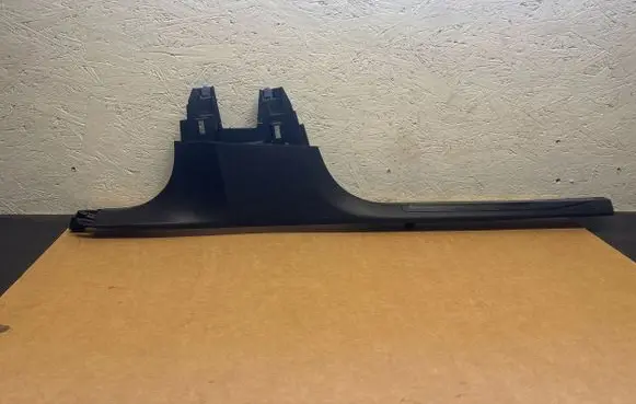 Peugeot 3008 II Front sill trim cover 114811A1 110741A1 9813420777