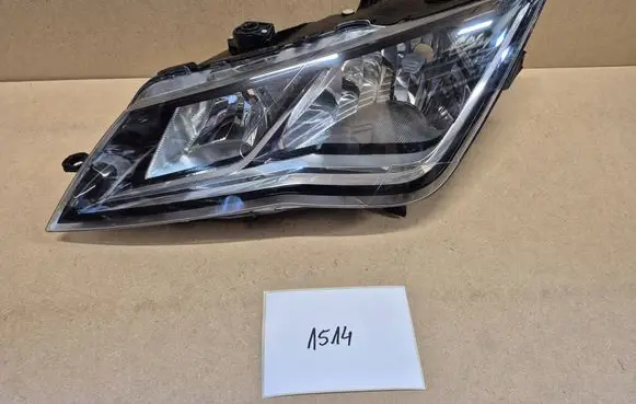 Seat Leon (5F) Headlight/headlamp 5F1941015B