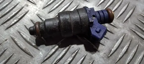 Renault Scenic I Fuel injector 866313