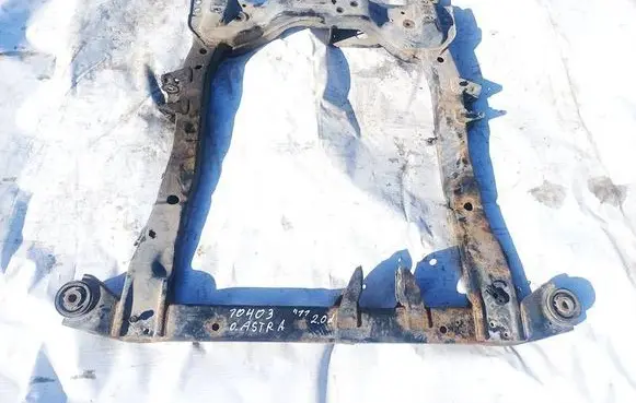 Opel Astra J Front subframe