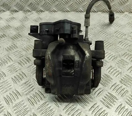 Volvo XC40 Rear brake caliper 32300770 P32300716