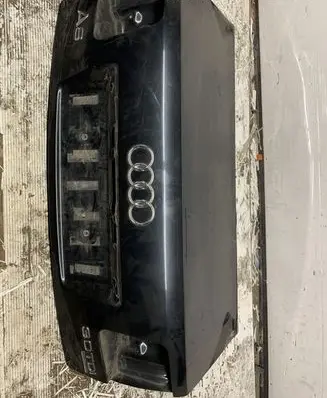 Audi A8 S8 D3 4E Tailgate/trunk/boot lid