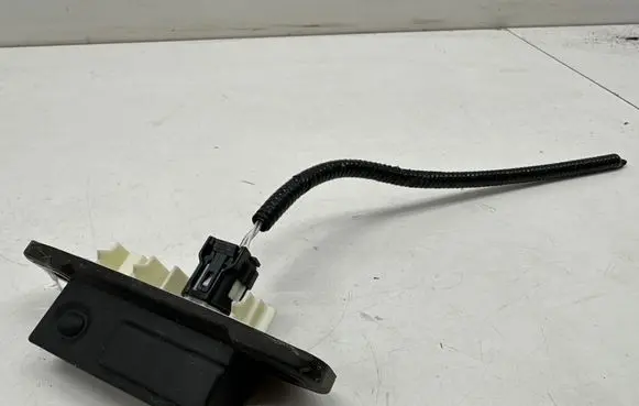 Toyota RAV 4 (XA50) Tailgate opening switch 15D355