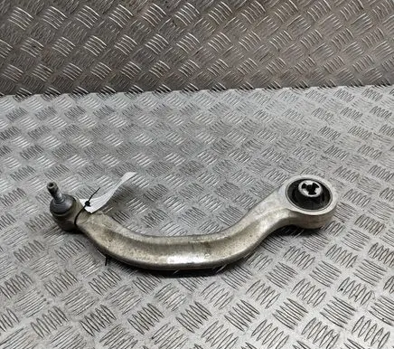 Tesla Model Y Front lower control arm/wishbone 104435900A