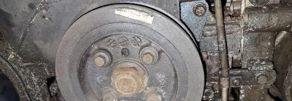 Volvo XC70 Crankshaft pulley