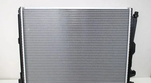 BMW M4 G82 G83 Coolant radiator 17118095283 8095283