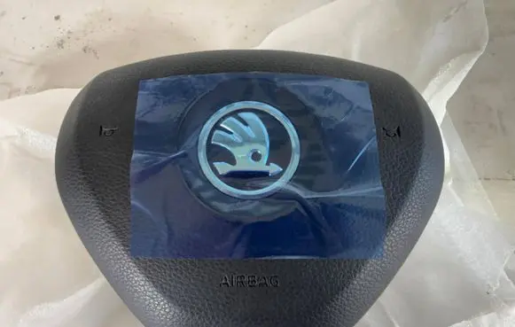 Skoda Fabia Mk3 (NJ) Steering wheel airbag 6V0880201A 20152740332 309365099340AB