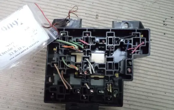 Chrysler Grand Voyager III Fuse box set
