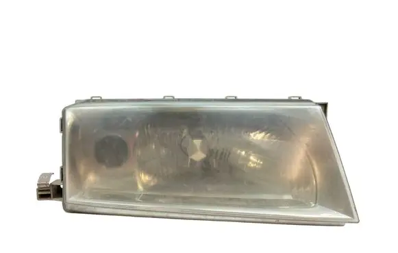 Skoda Octavia Mk1 (1U) Headlight/headlamp 