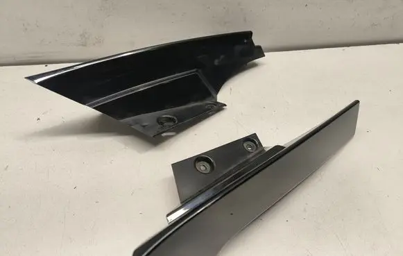 Nissan X-Trail T32 Rear/tail light trim molding 960334CE0A 960324CE0A