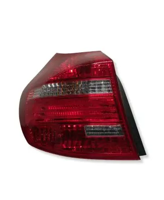 BMW 1 E81 E87 Rear/tail lights 89038434 716425509