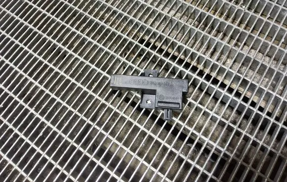 Audi A6 C7 Keyless (KESSY) go control unit/module 8K0907247