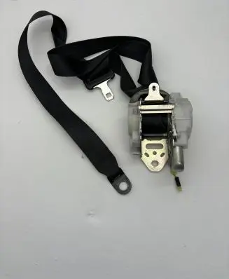 Lexus IS 220D-250-350 Front seatbelt 7M7750P